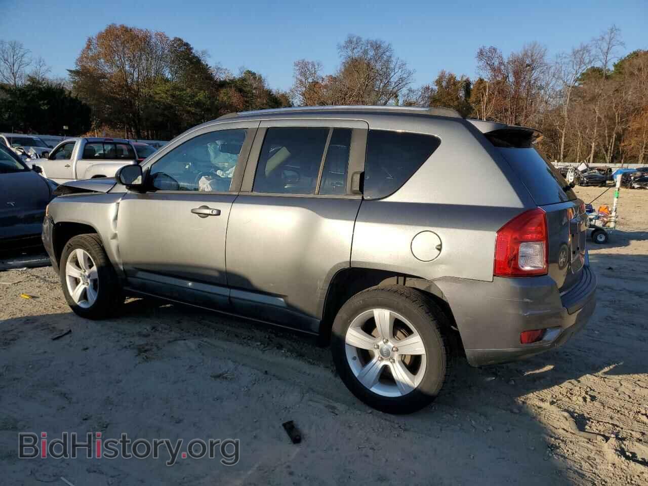 2011 JEEP COMPASS - VIN: 1J4NT1FAXBD240973 - Фото 2