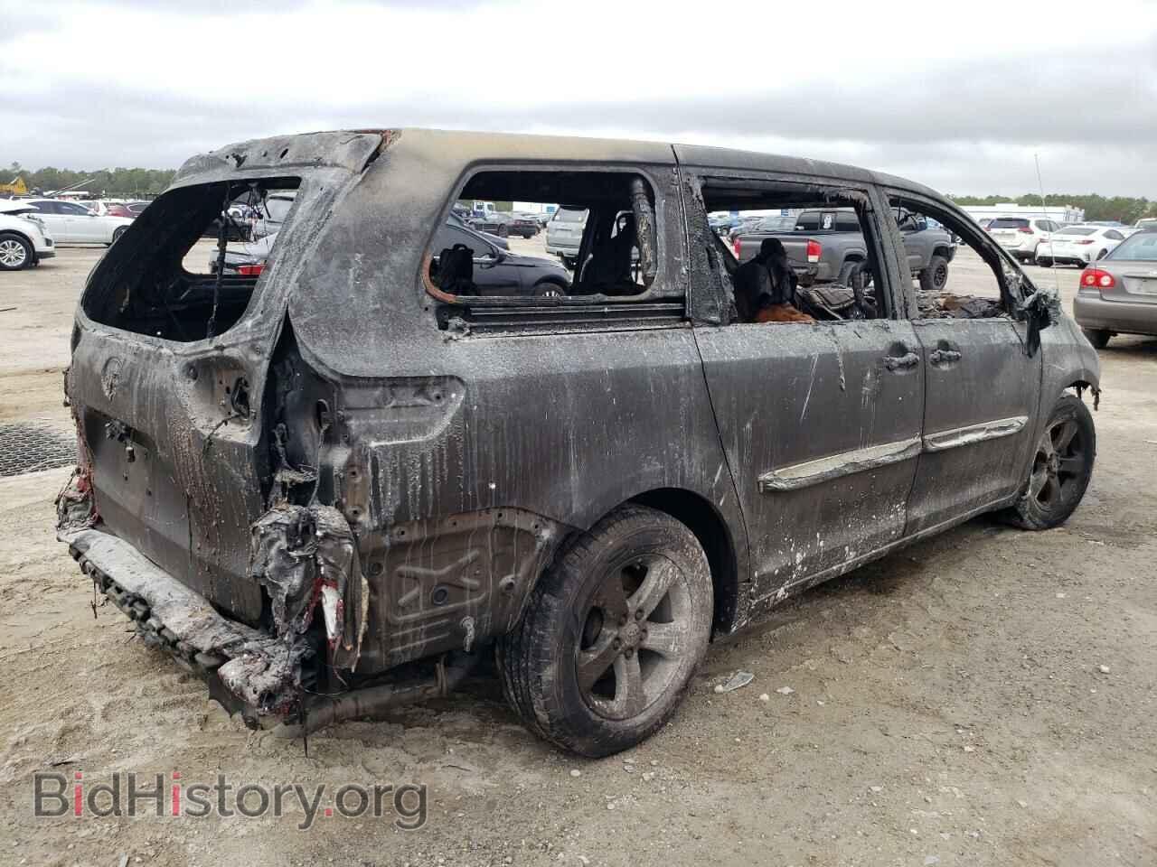 2014 TOYOTA All Models - VIN: 5TDZK3DC4ES519810 - Фото 3