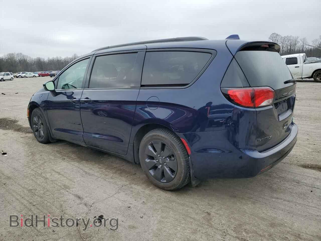 2019 CHRYSLER PACIFICA - VIN: 2C4RC1N77KR675458 - Фото 2