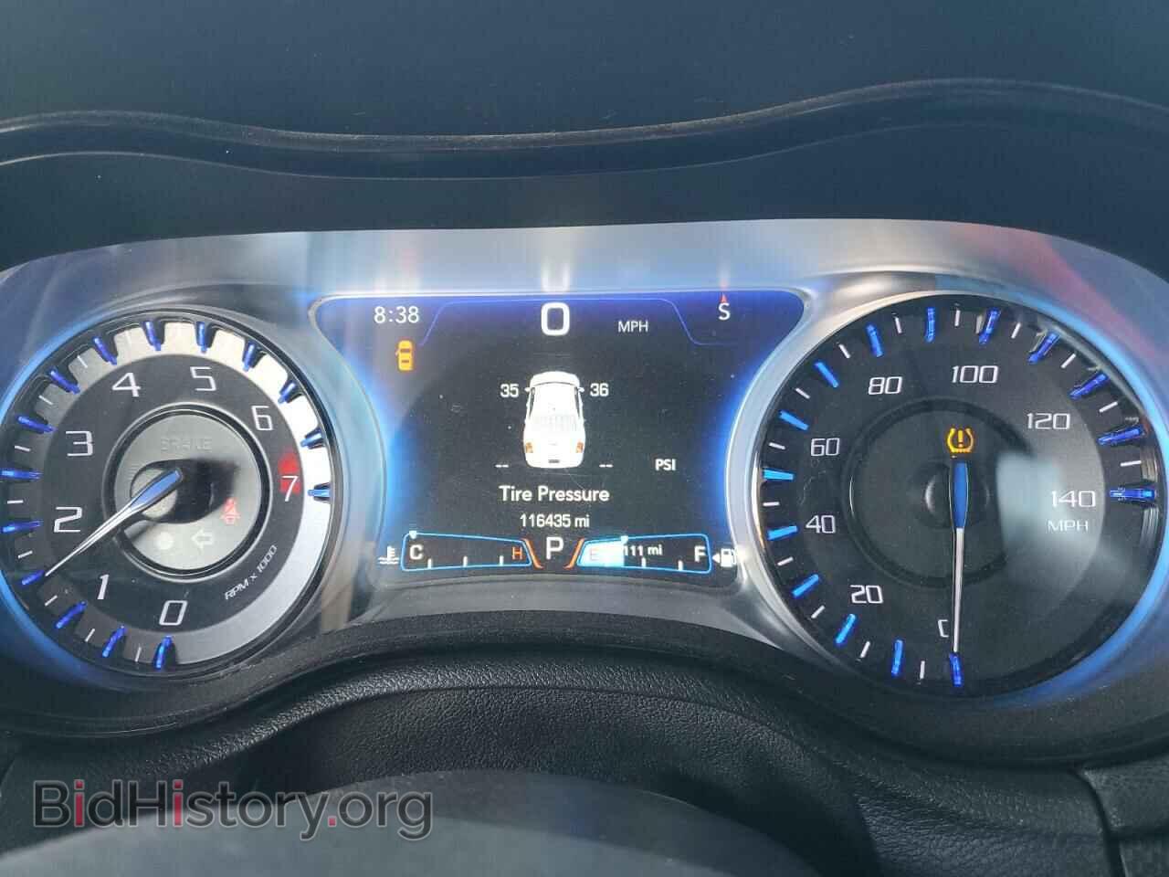 2016 CHRYSLER 300 - VIN: 2C3CCABG0GH349030 - Фото 9