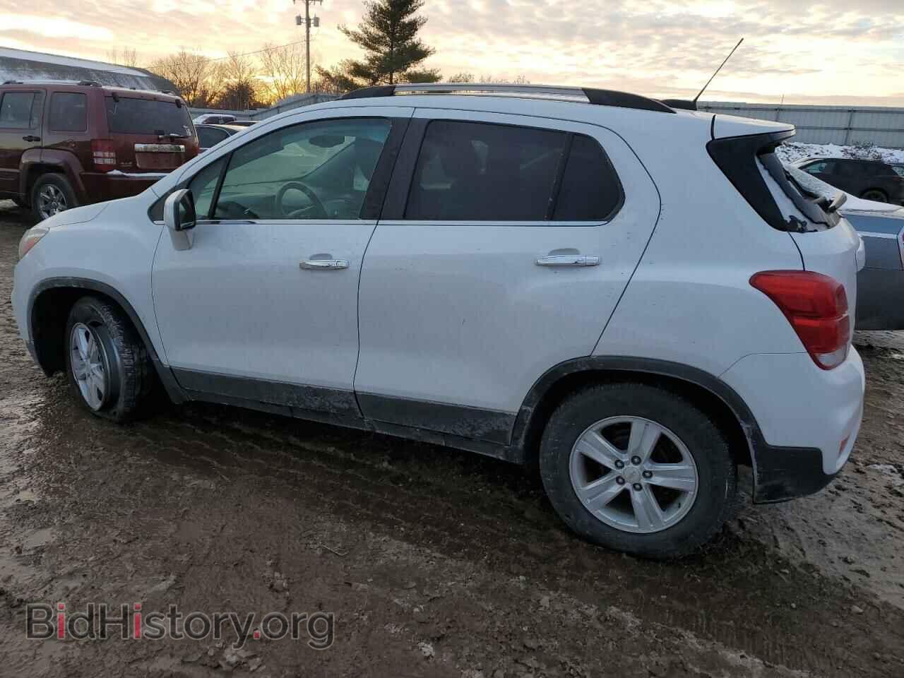 2018 CHEVROLET TRAX - VIN: KL7CJLSB3JB633007 - Фото 2