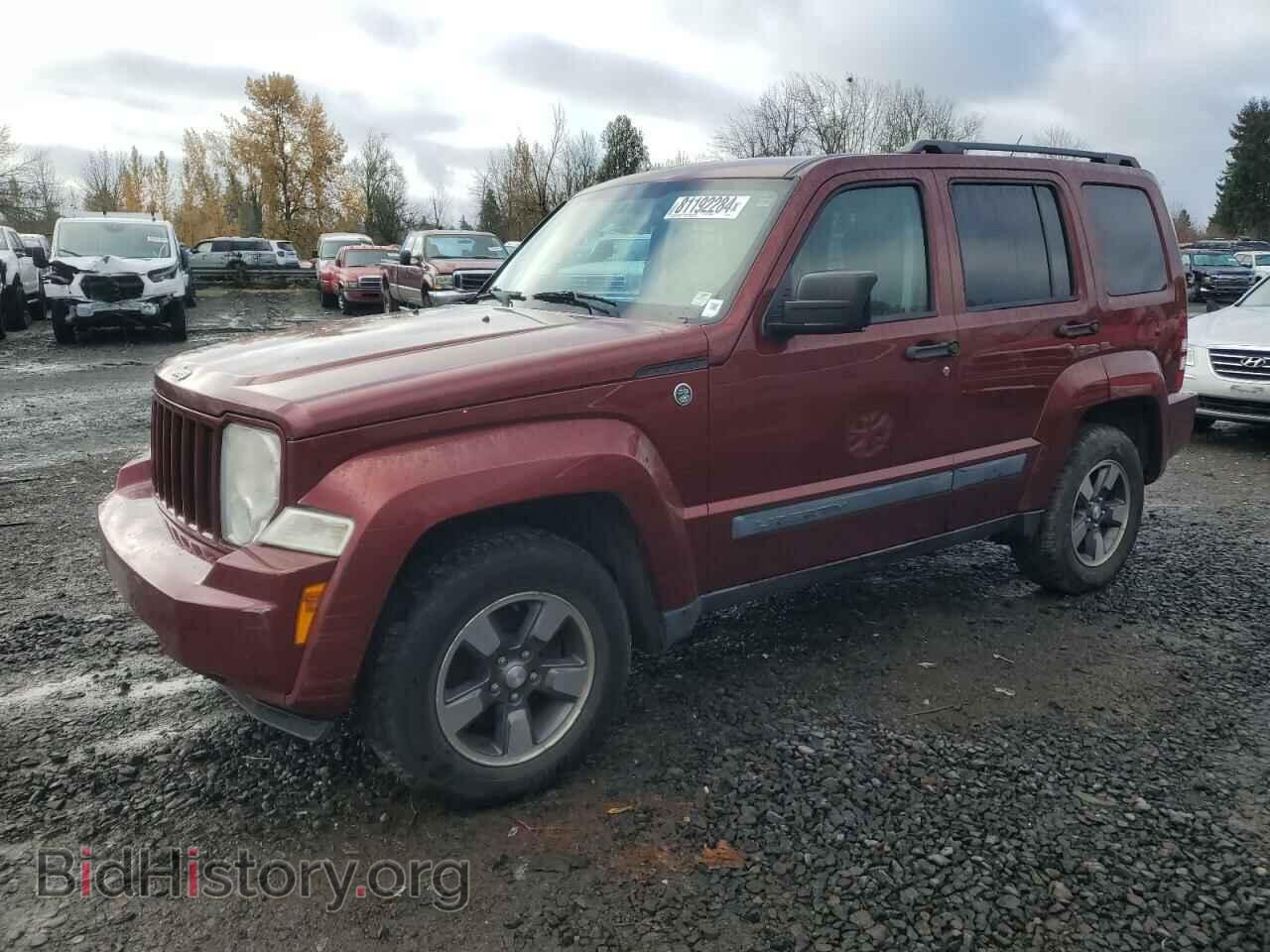 Photo 1J8GN28K78W132370 - JEEP LIBERTY 2008