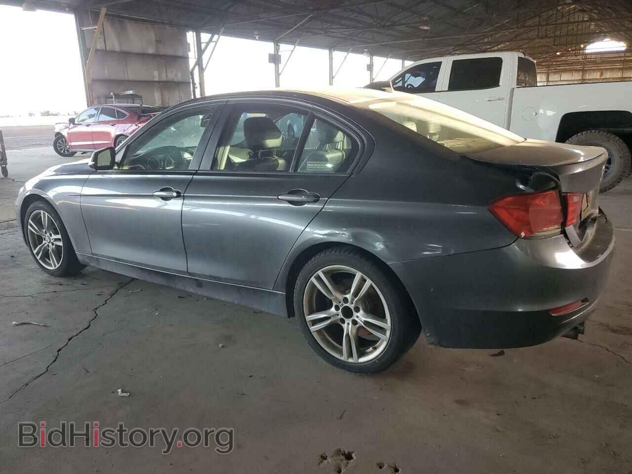 2013 BMW 3 SERIES - VIN: WBA3A5C58DF602823 - Фото 2