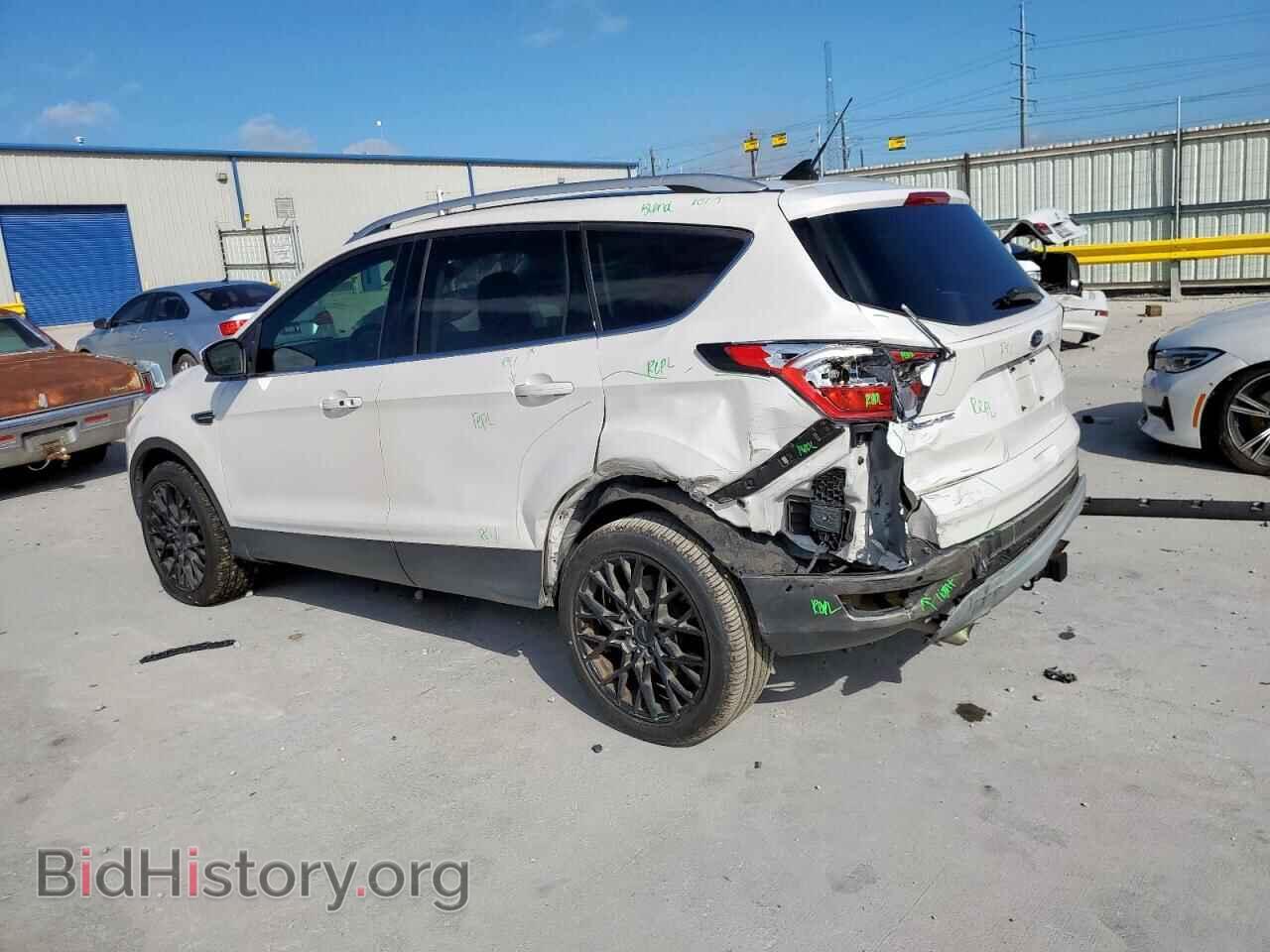 2018 FORD ESCAPE - VIN: 1FMCU9J92JUD58600 - Фото 2