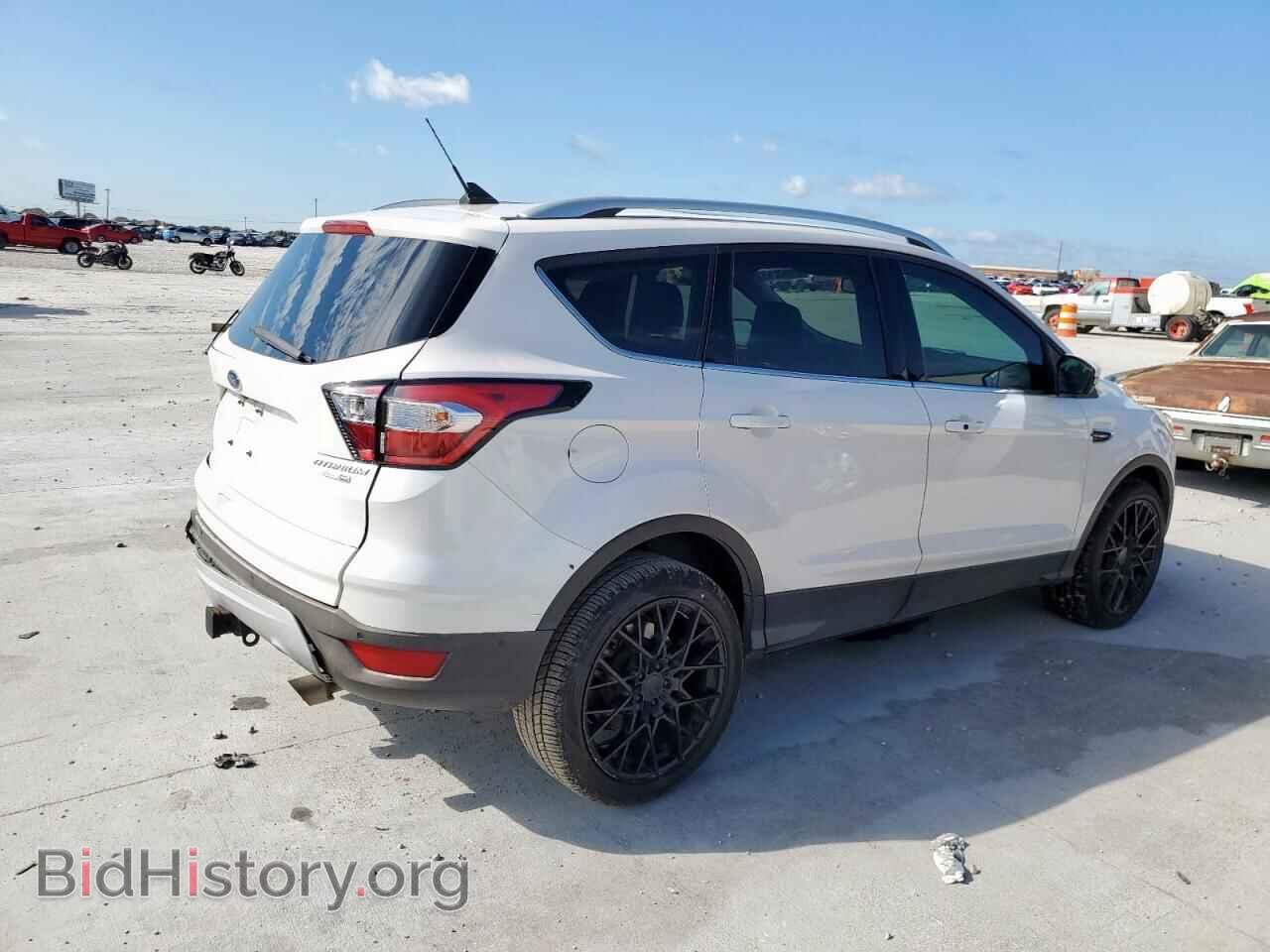 2018 FORD ESCAPE - VIN: 1FMCU9J92JUD58600 - Фото 3