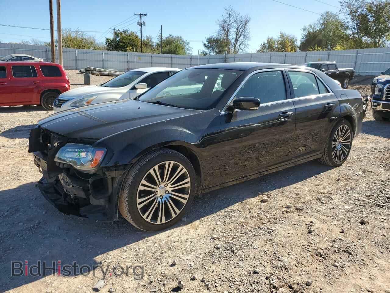 Фотография 2C3CCABT7DH745478 - CHRYSLER 300 2013
