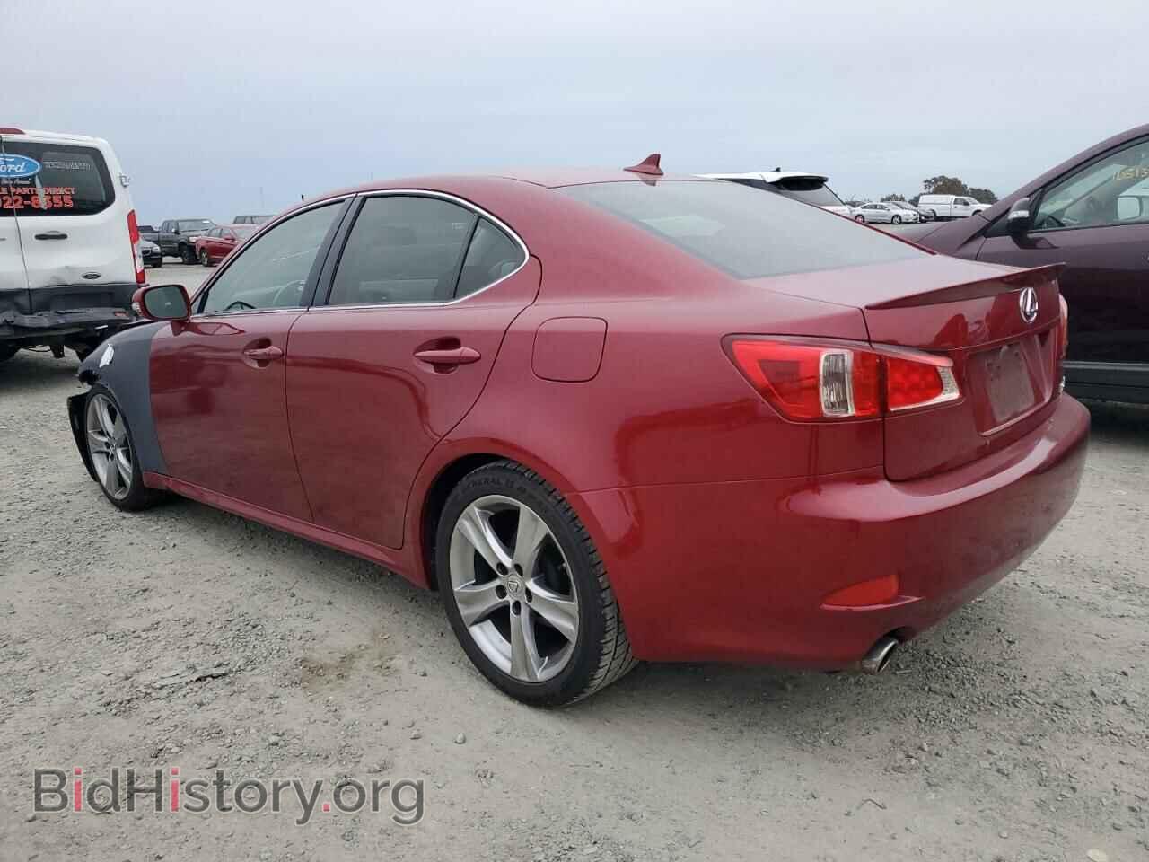 2011 LEXUS IS - VIN: JTHBF5C22B5153260 - Photo 2
