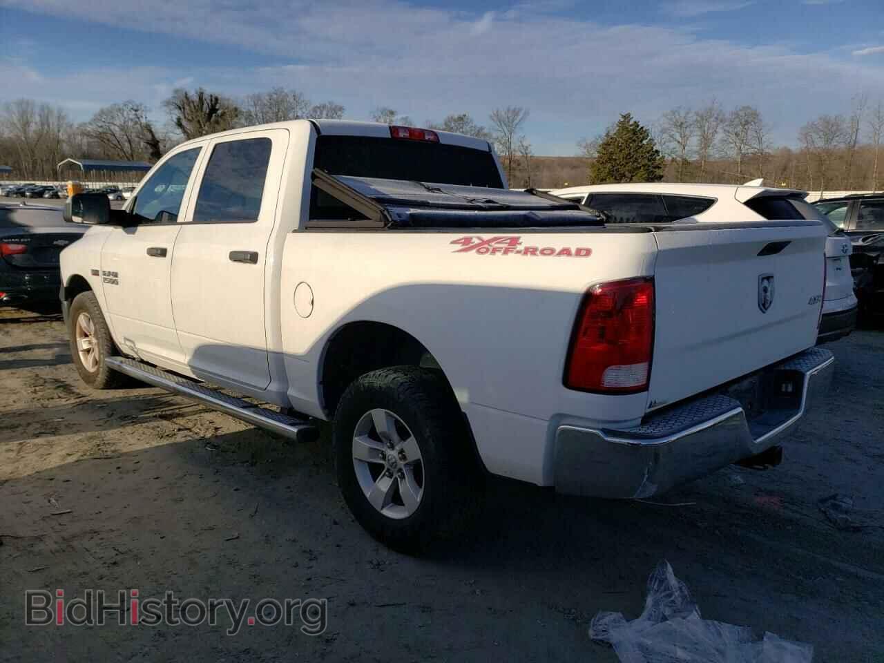 2018 RAM 1500 - VIN: 3C6RR7KT0JG219820 - Фото 2