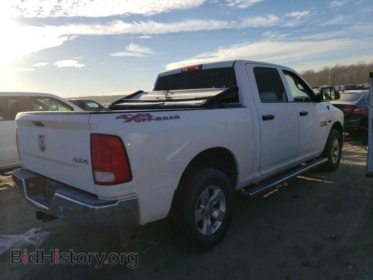 2018 RAM 1500 - VIN: 3C6RR7KT0JG219820 - Фото 3