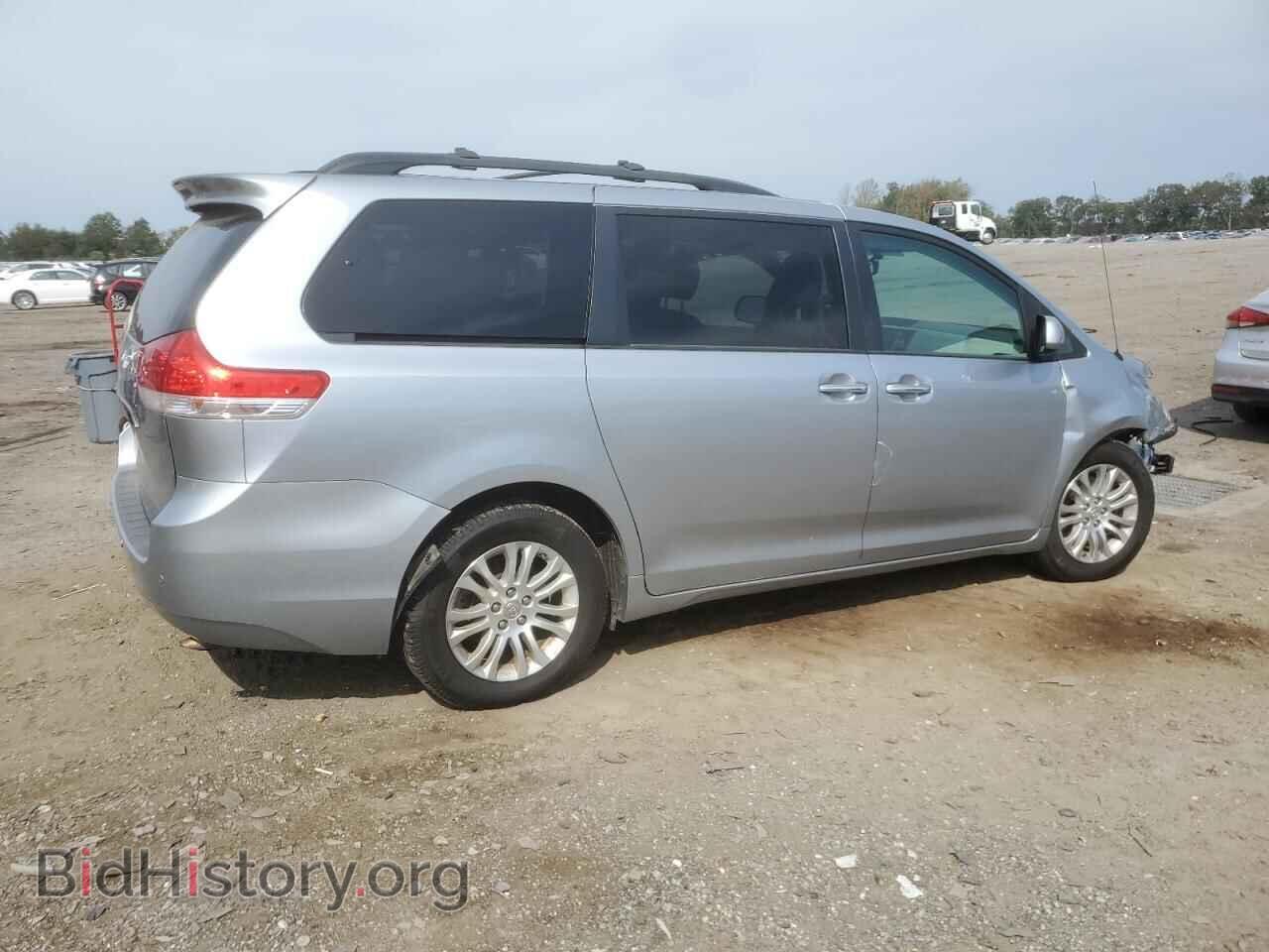2014 TOYOTA All Models - VIN: 5TDYK3DCXES426267 - Фото 3