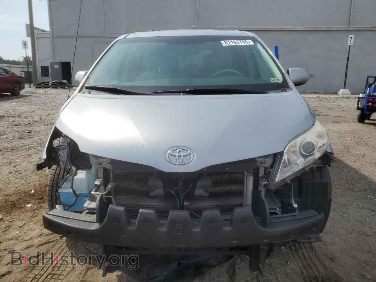 2014 TOYOTA All Models - VIN: 5TDYK3DCXES426267 - Фото 5