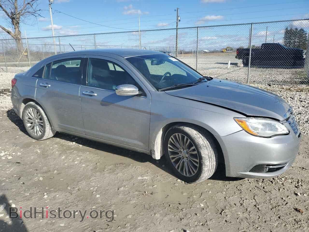 2013 CHRYSLER 200 - VIN: 1C3CCBCG7DN555548 - Фото 4