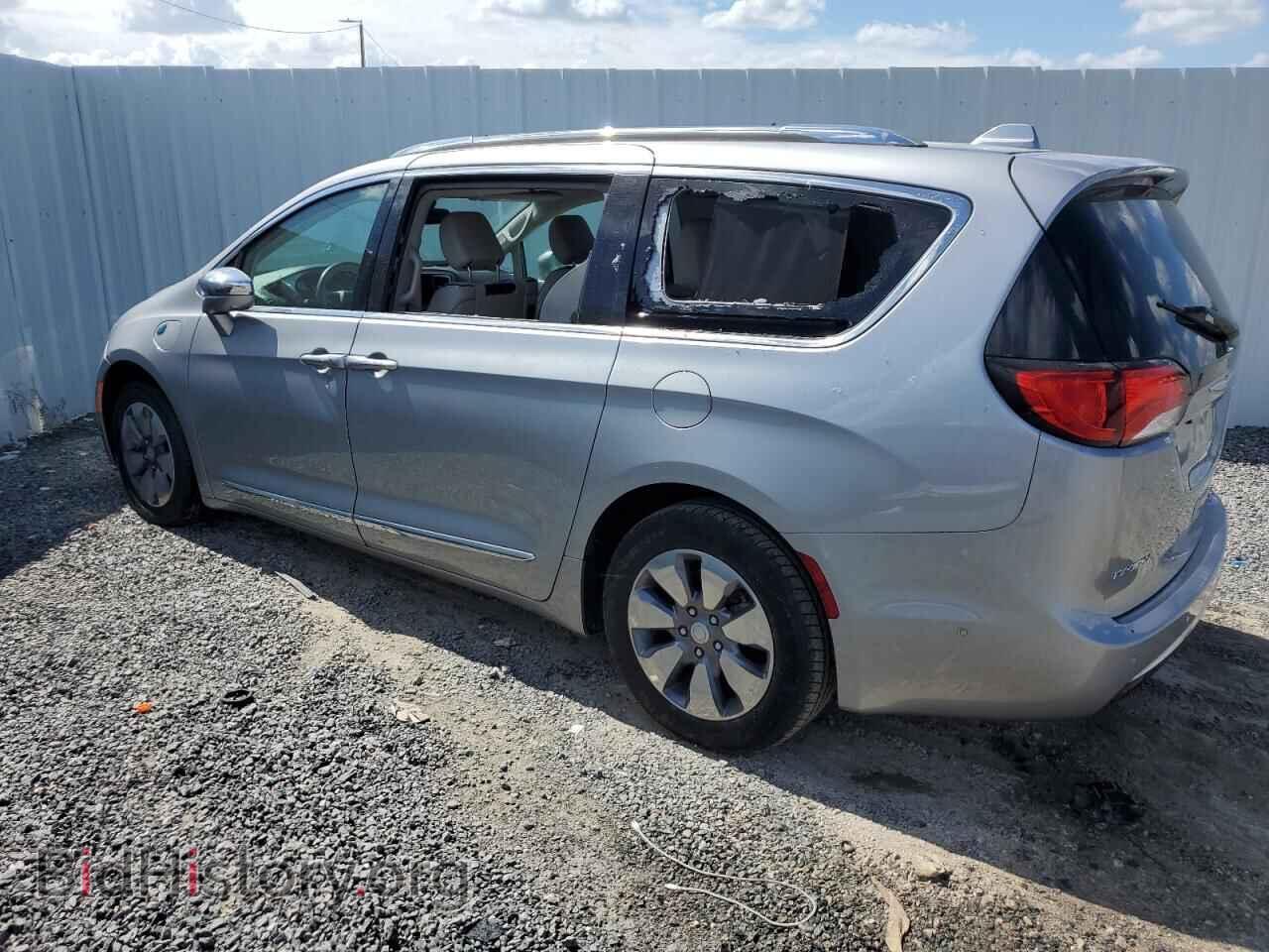 2018 CHRYSLER PACIFICA - VIN: 2C4RC1N71JR212777 - Фото 2