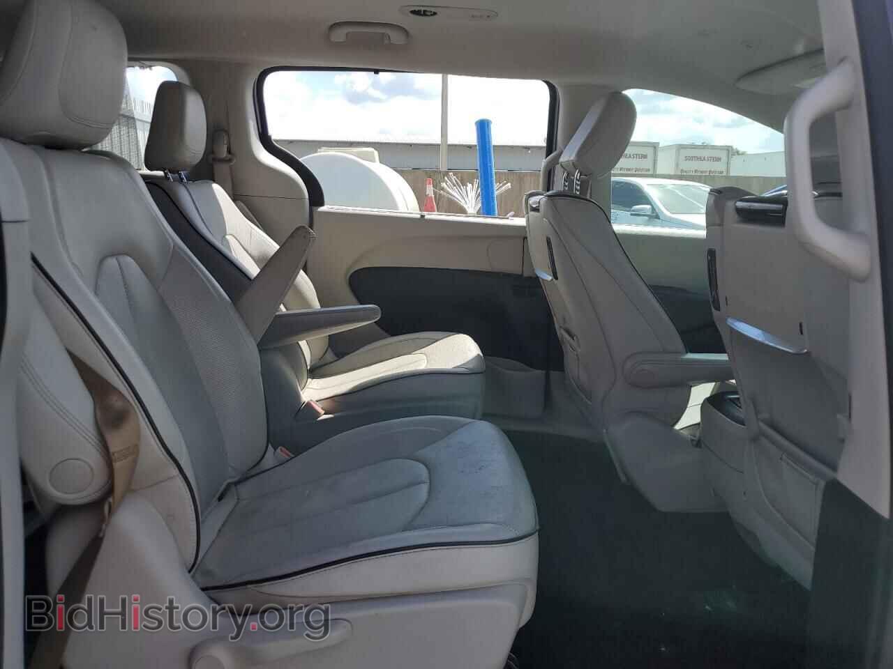 2018 CHRYSLER PACIFICA - VIN: 2C4RC1N71JR212777 - Фото 11