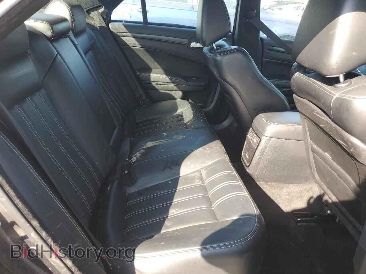 2015 CHRYSLER 300 - VIN: 2C3CCAGG0FH842455 - Фото 10