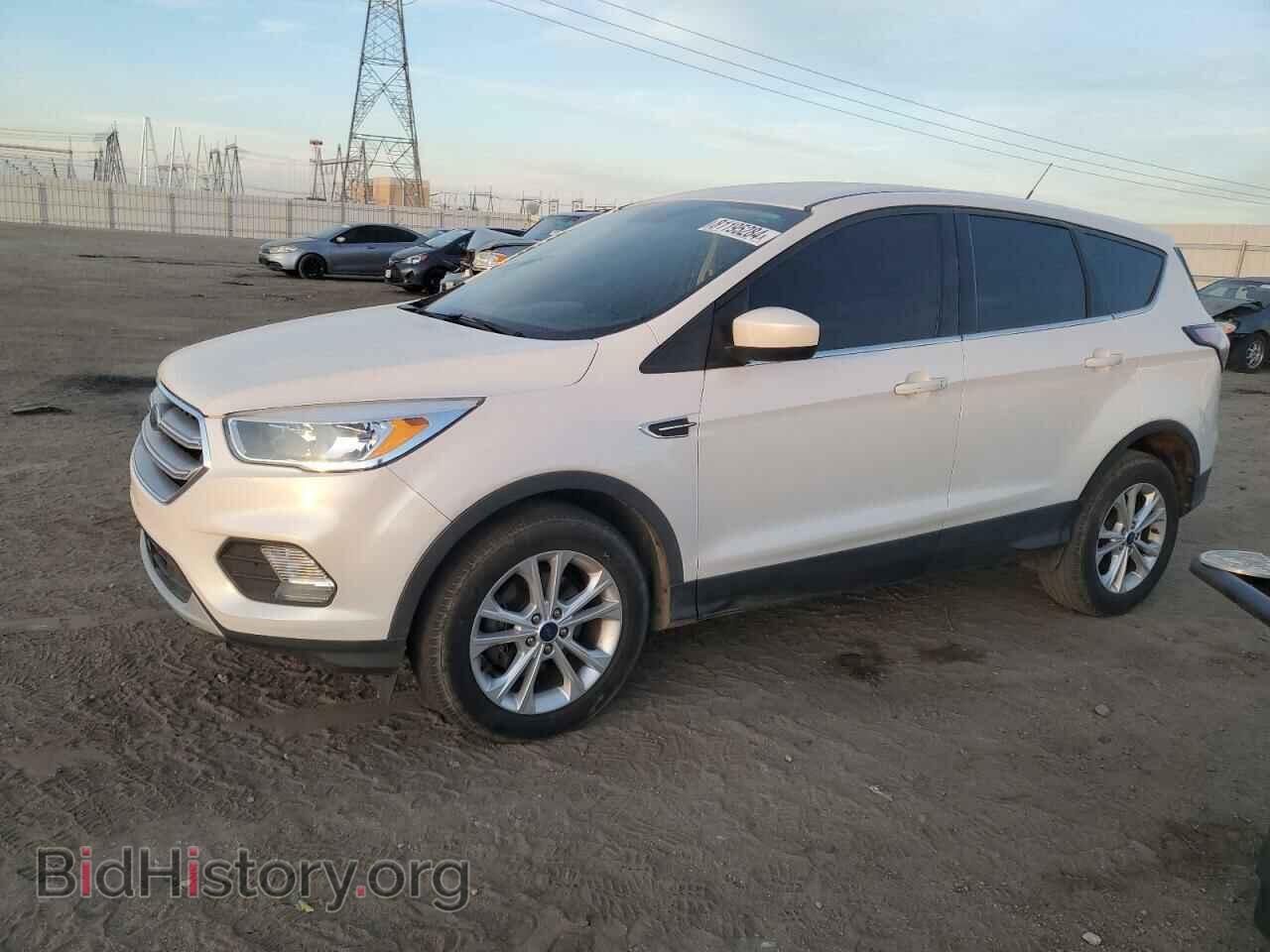 Фотография 1FMCU0GD6HUE38533 - FORD ESCAPE 2017