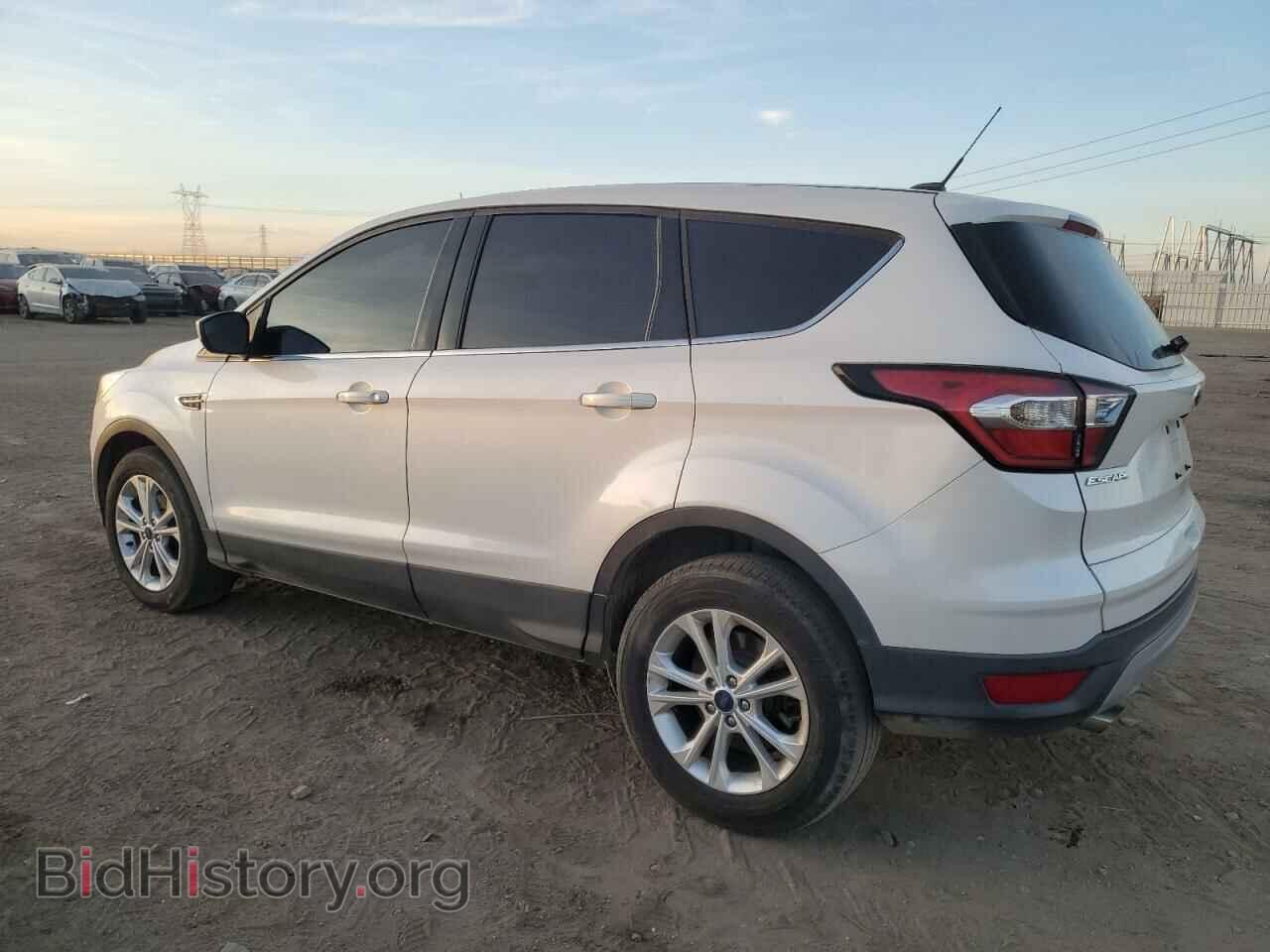 2017 FORD ESCAPE - VIN: 1FMCU0GD6HUE38533 - Фото 2
