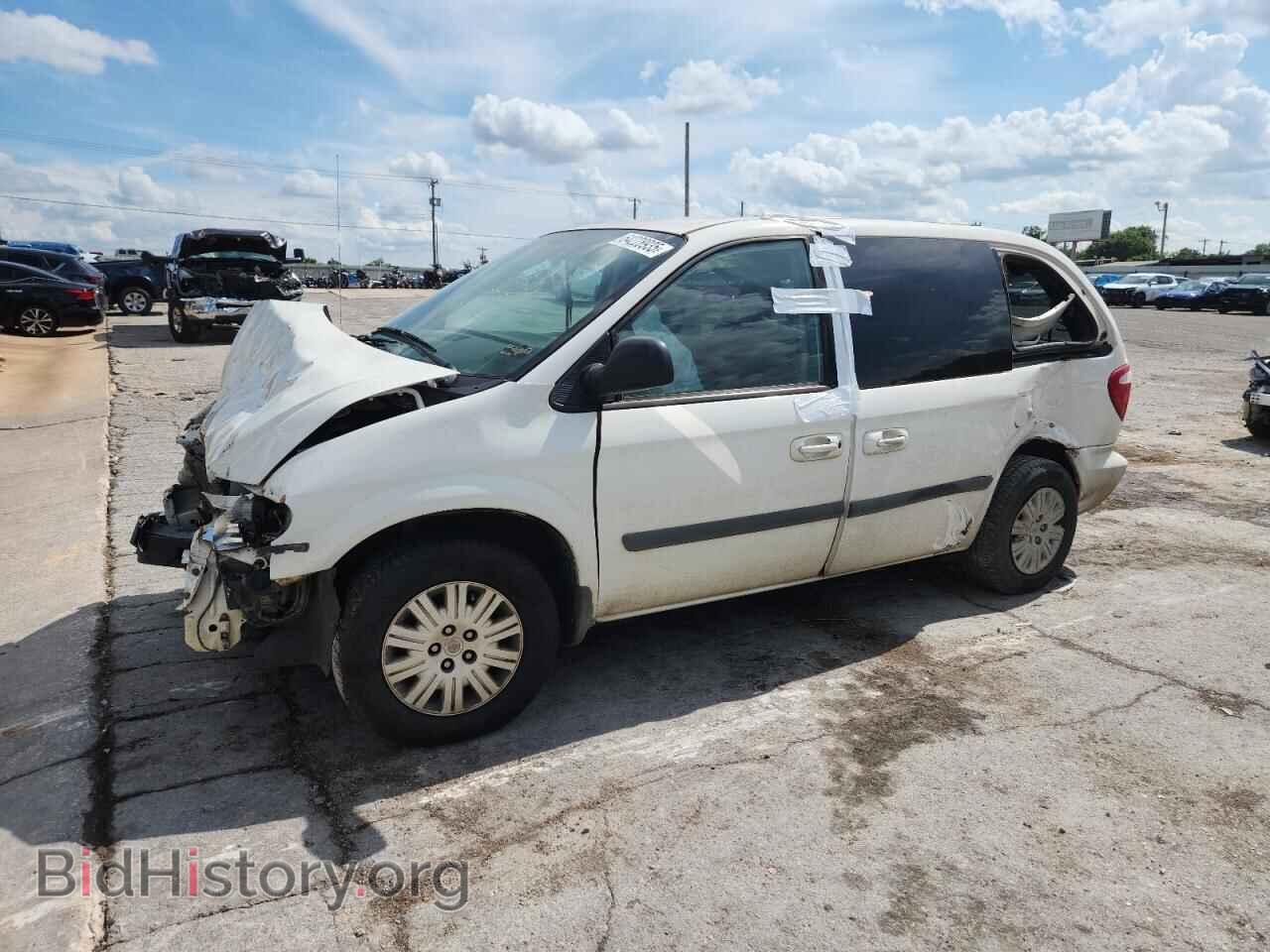 Photo 1C4GP45R05B438229 - CHRYSLER MINIVAN 2005