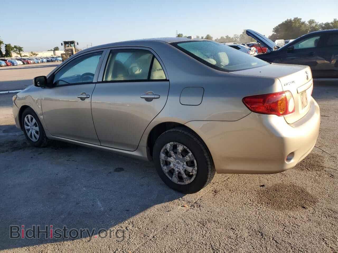 2010 TOYOTA COROLLA - VIN: 2T1BU4EE2AC481272 - Фото 2