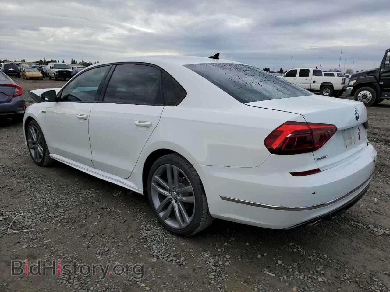 2018 VOLKSWAGEN PASSAT - VIN: 1VWAA7A34JC014483 - Фото 2