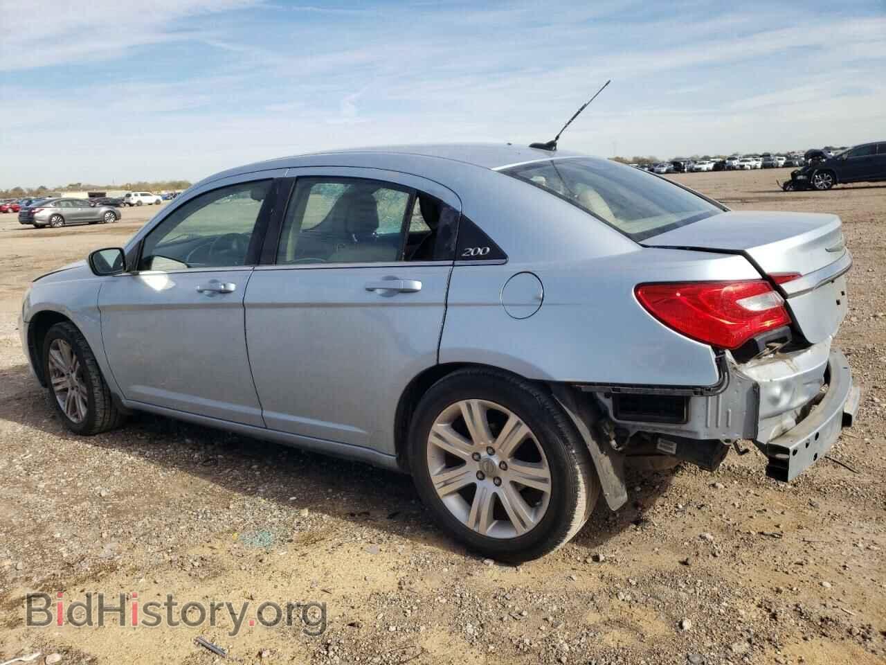 2013 CHRYSLER 200 - VIN: 1C3CCBBB8DN501164 - Фото 2