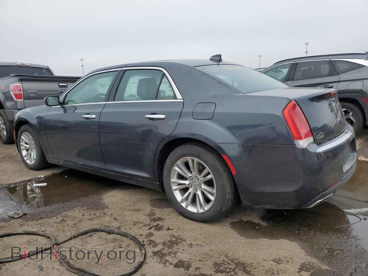 2016 CHRYSLER 300 - VIN: 2C3CCAEG8GH320290 - Фото 2