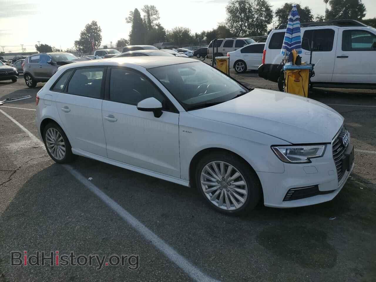 2018 AUDI A3 - VIN: WAUUPBFF8JA089684 - Photo 4