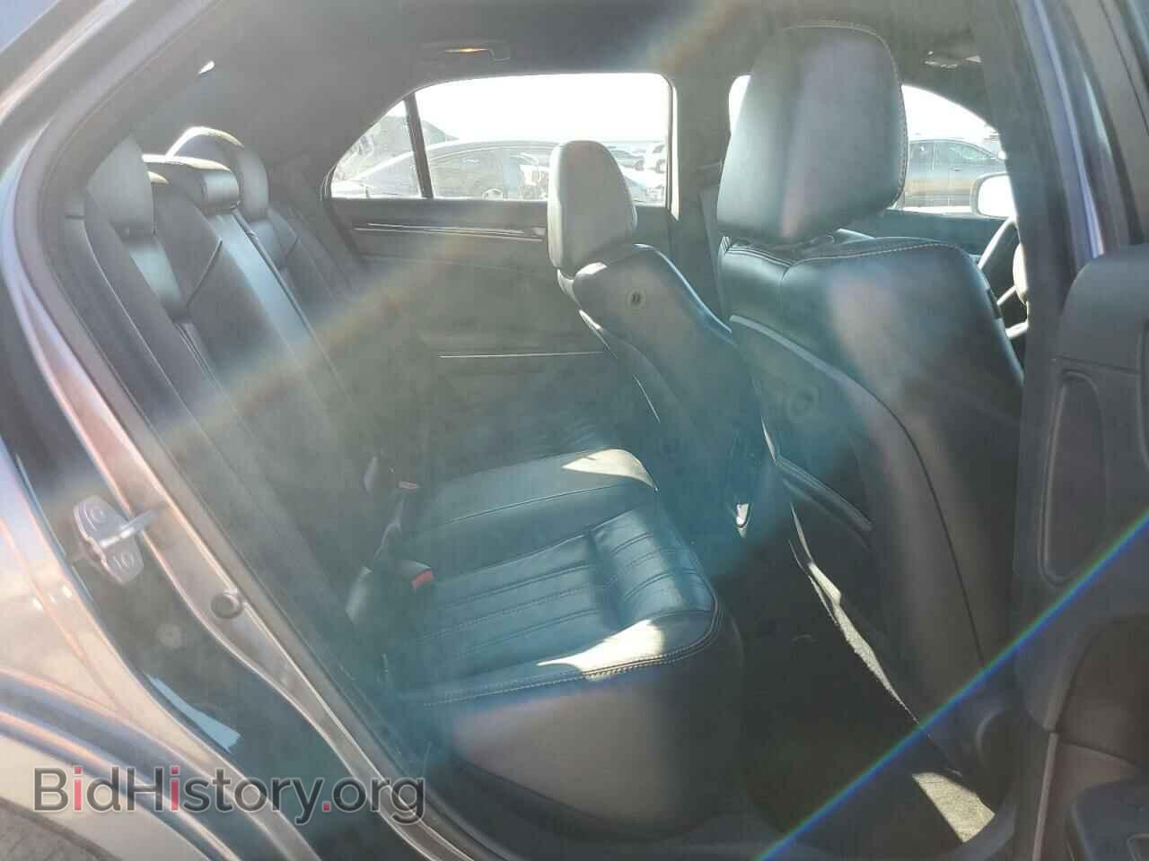 2016 CHRYSLER 300 - VIN: 2C3CCAGG3GH283047 - Фото 10
