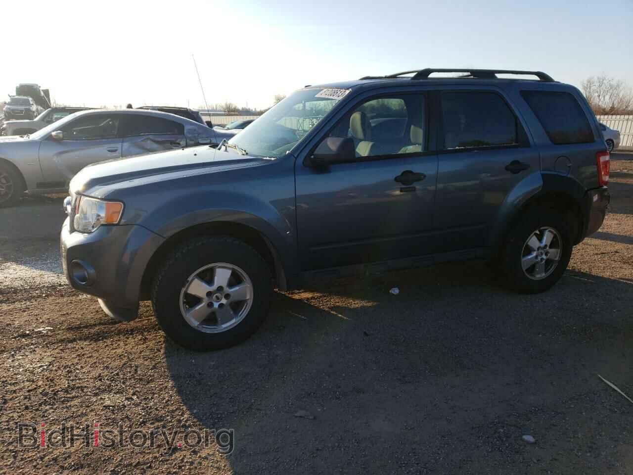 Фотография 1FMCU0D73BKB05174 - FORD ESCAPE 2011