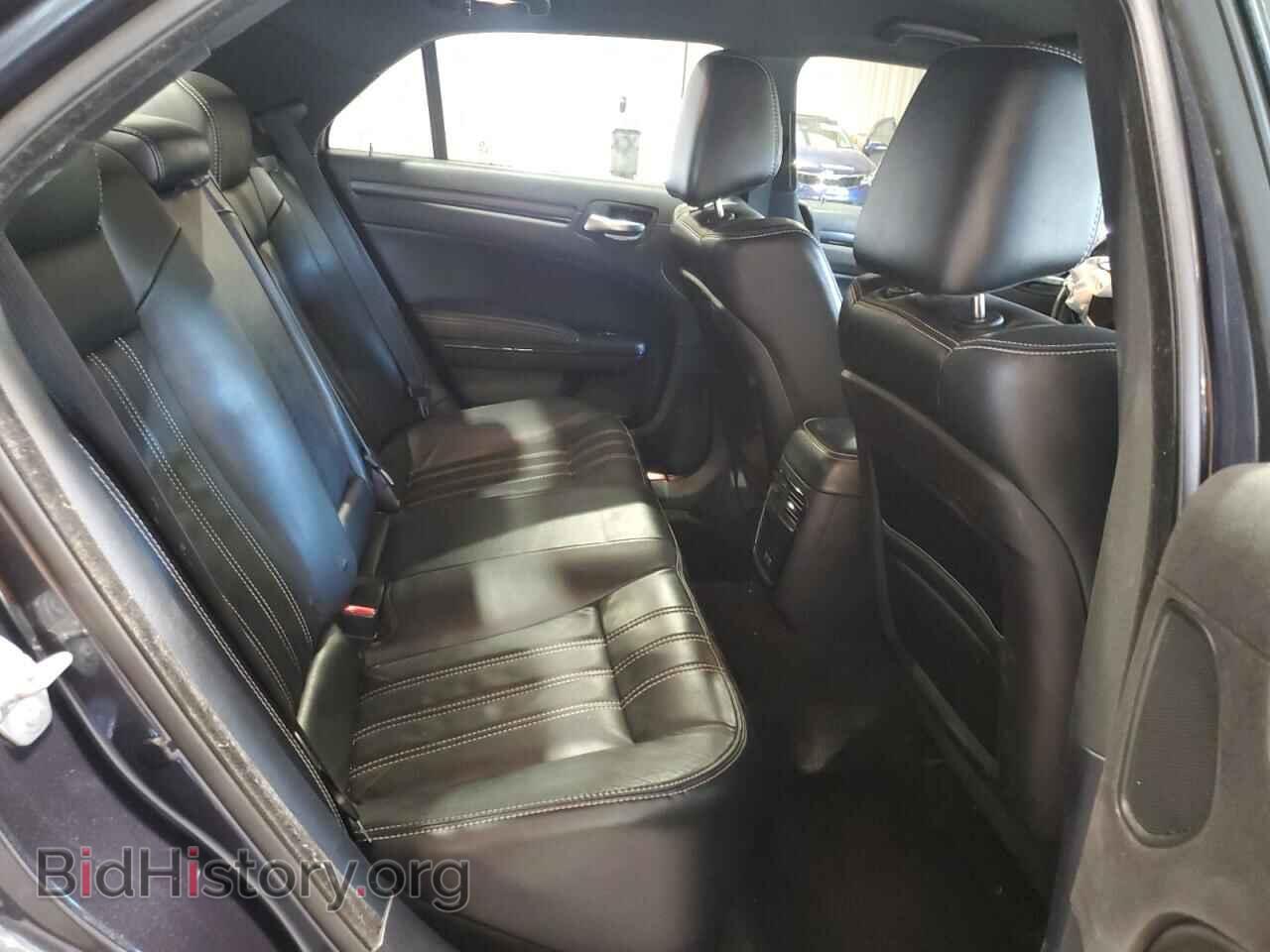 2016 CHRYSLER 300 - VIN: 2C3CCAGG5GH167929 - Photo 10