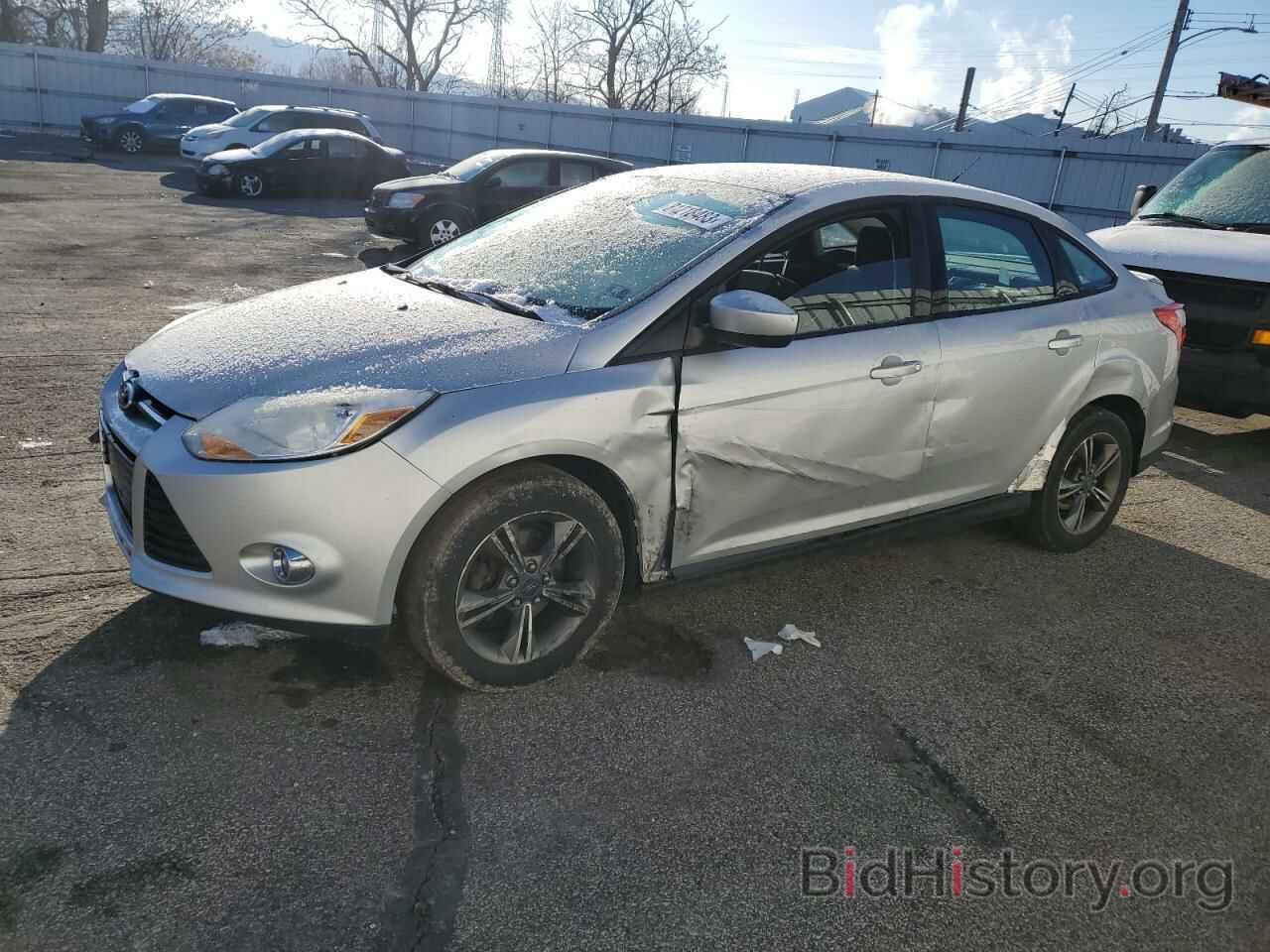 Photo 1FAHP3F26CL365414 - FORD FOCUS 2012