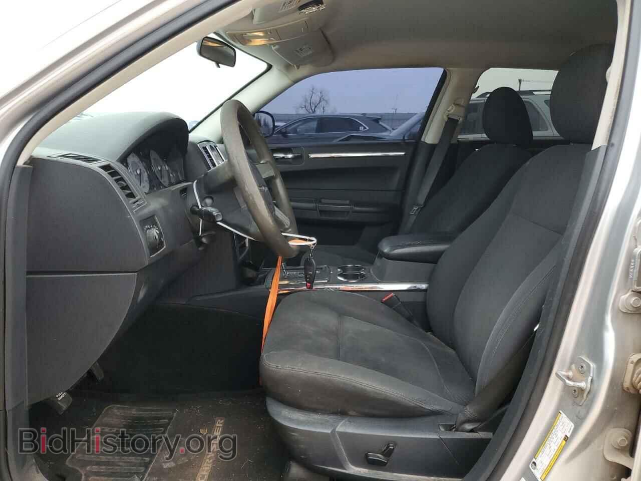 2010 CHRYSLER 300 - VIN: 2C3CA4CDXAH206718 - Фото 7
