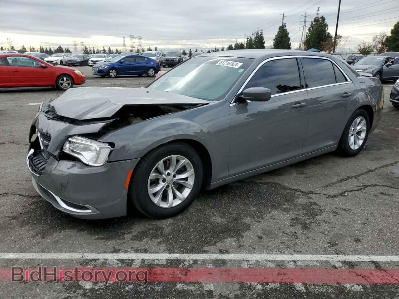 Фотография 2C3CCAAG1KH682976 - CHRYSLER 300 2019
