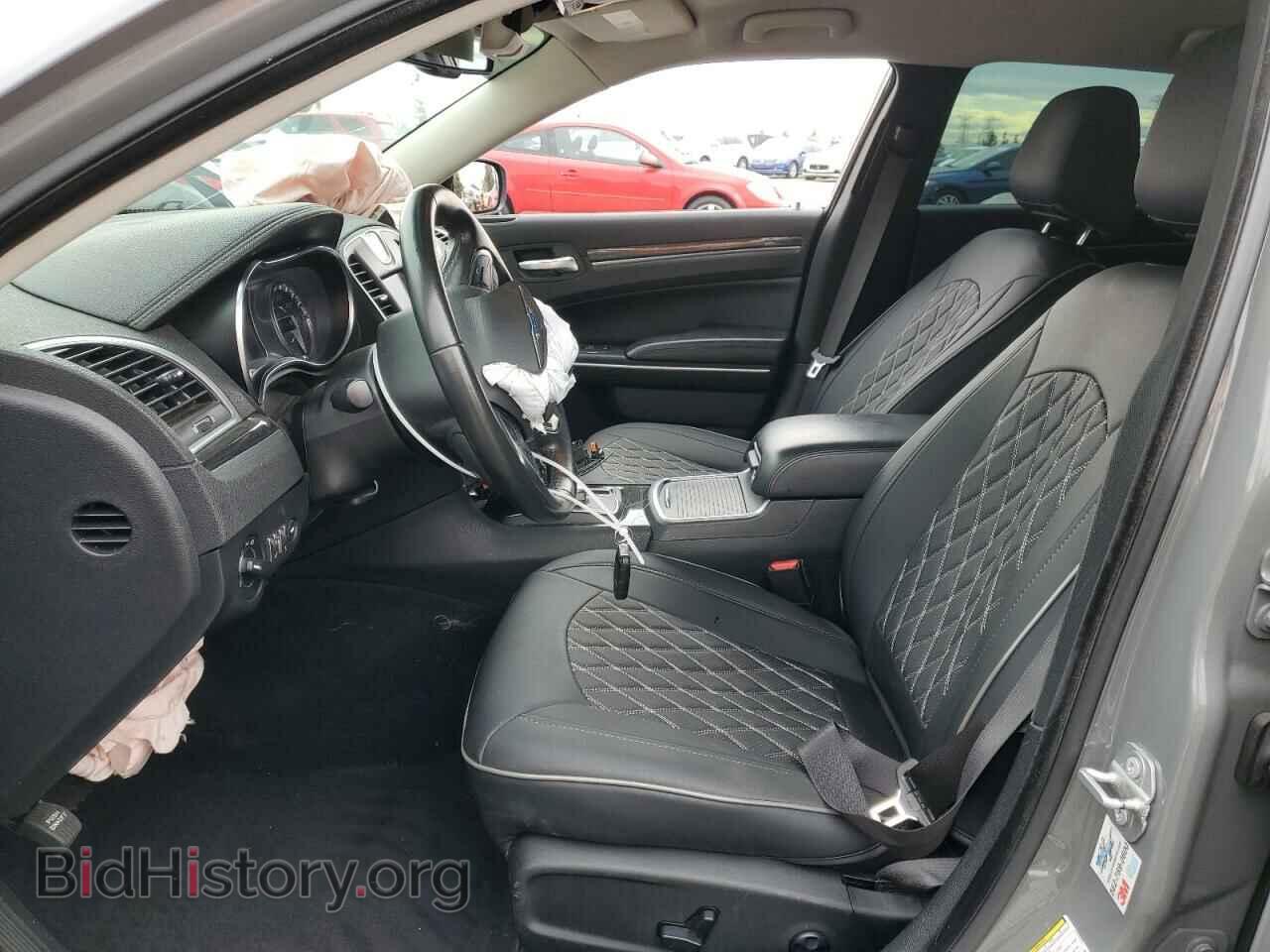2019 CHRYSLER 300 - VIN: 2C3CCAAG1KH682976 - Фото 7