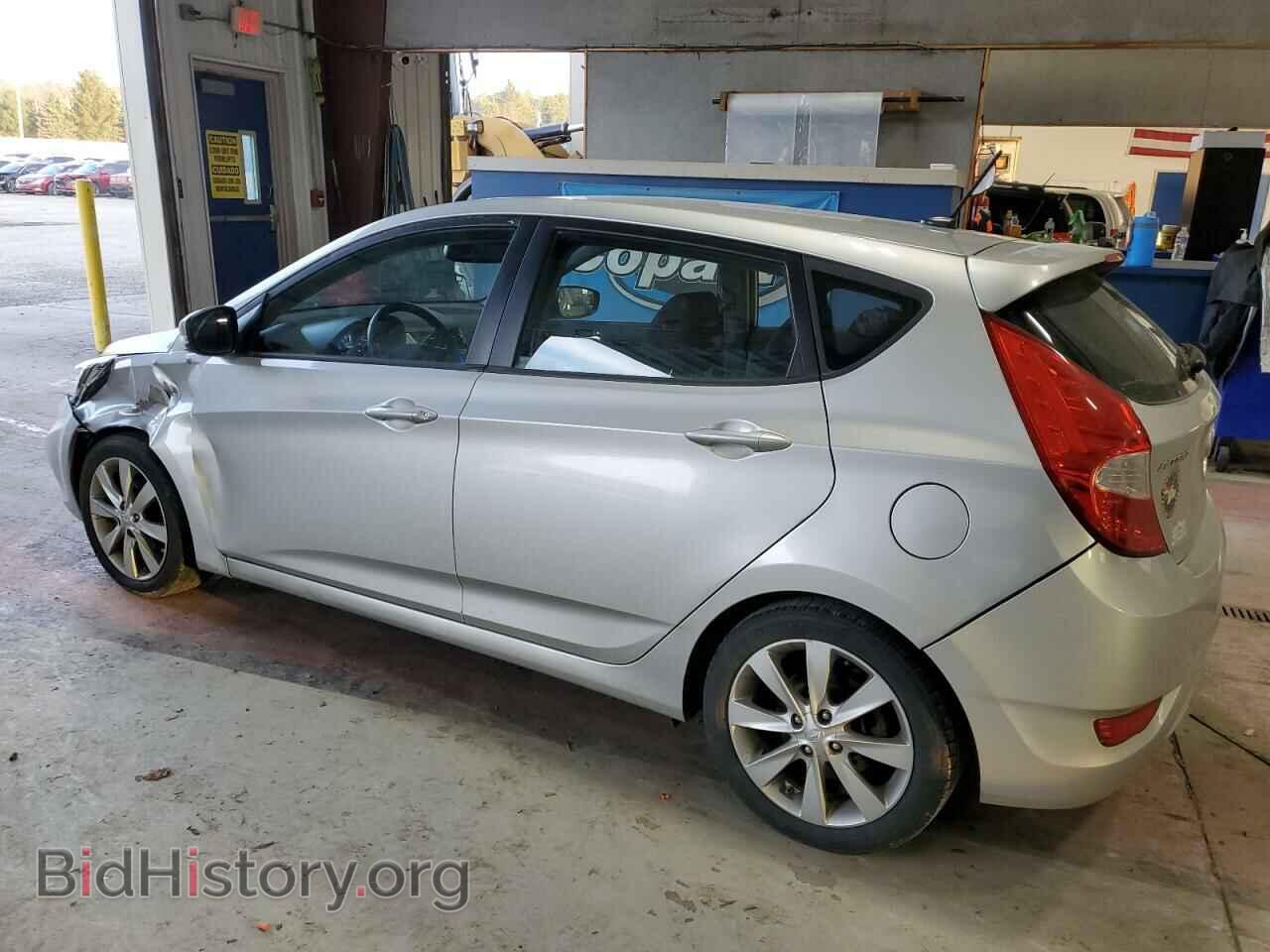 2013 HYUNDAI ACCENT - VIN: KMHCU5AE7DU099015 - Фото 2