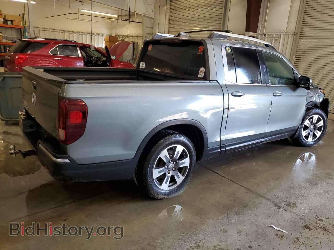 2017 HONDA RIDGELINE - VIN: 5FPYK2F63HB011700 - Фото 3