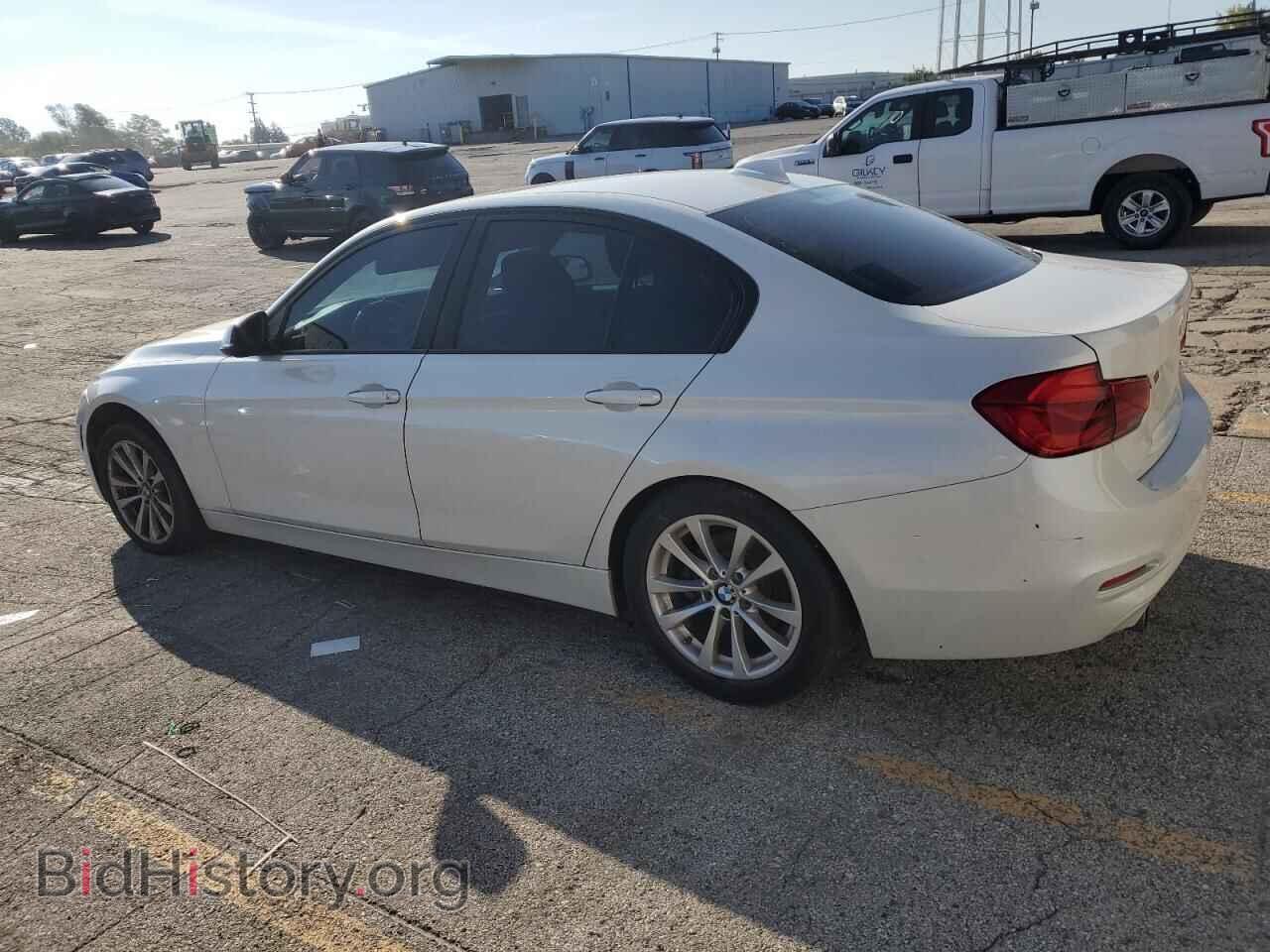 2017 BMW 3 SERIES - VIN: WBA8A9C32HK863986 - Фото 2