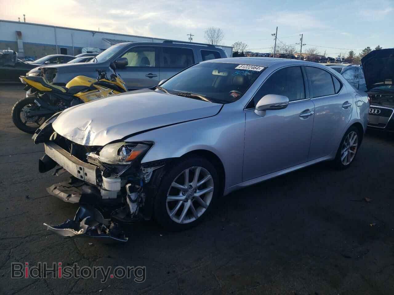 Photo JTHCF5C29B5051510 - LEXUS IS 2011
