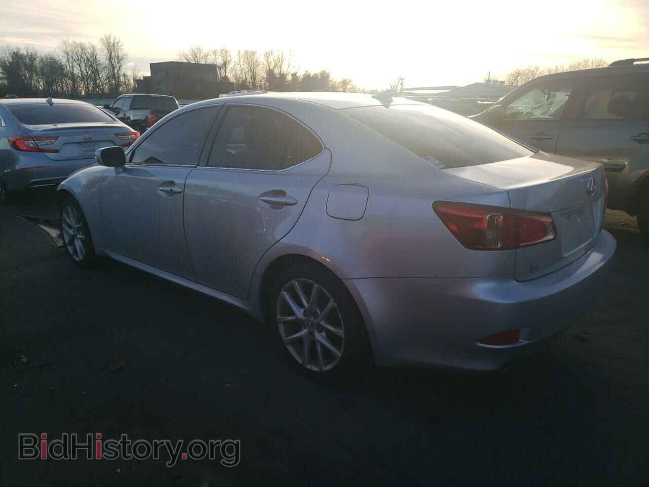 2011 LEXUS IS - VIN: JTHCF5C29B5051510 - Photo 2