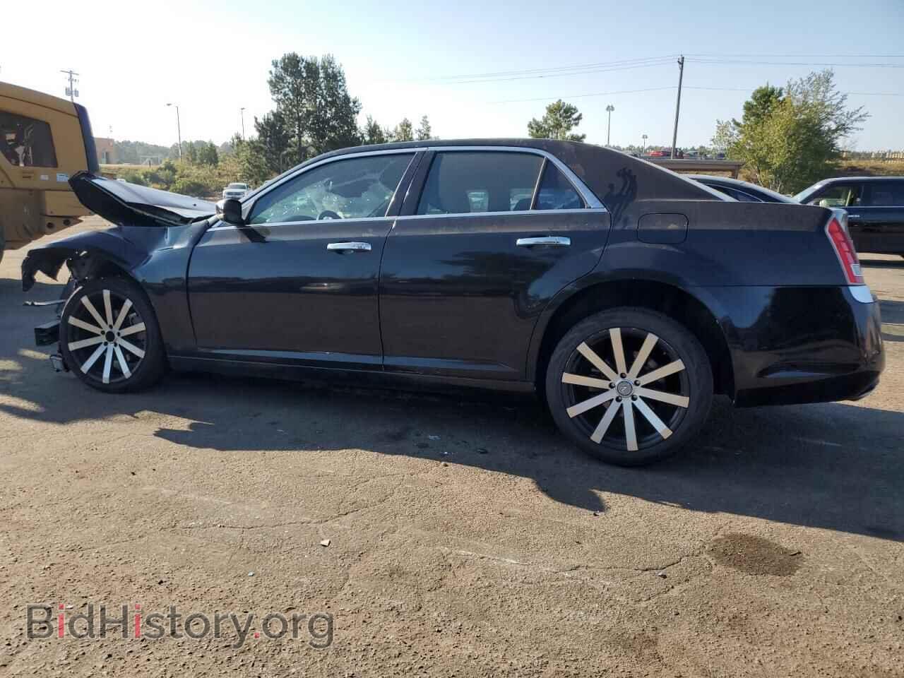 2011 CHRYSLER 300 - VIN: 2C3CA5CG1BH530559 - Фото 2