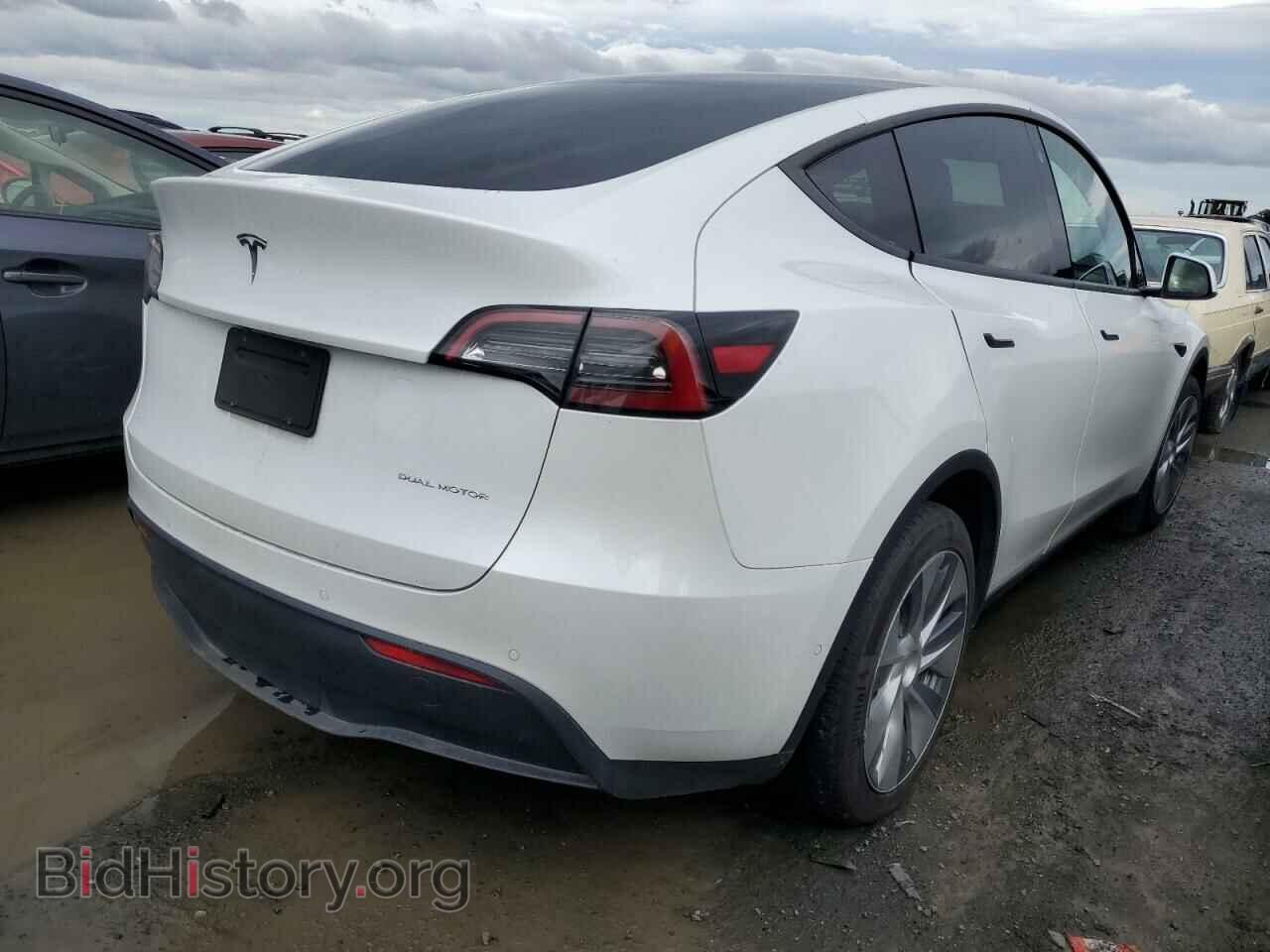 2022 TESLA MODEL Y - VIN: 7SAYGAEE1NF376792 - Фото 3