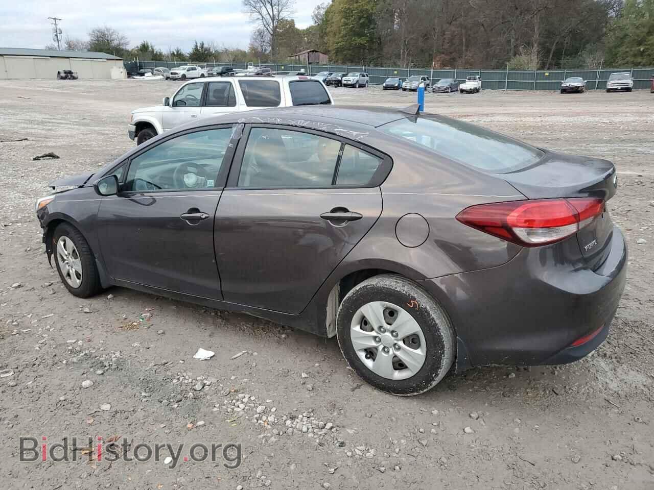 2017 KIA FORTE - VIN: 3KPFK4A77HE143330 - Фото 2