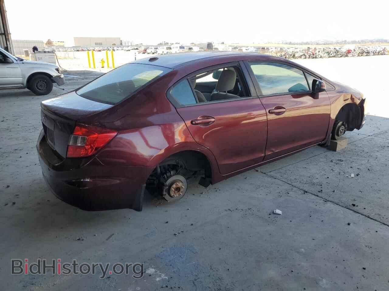 2012 HONDA CIVIC - VIN: 2HGFB2F86CH573841 - Фото 3
