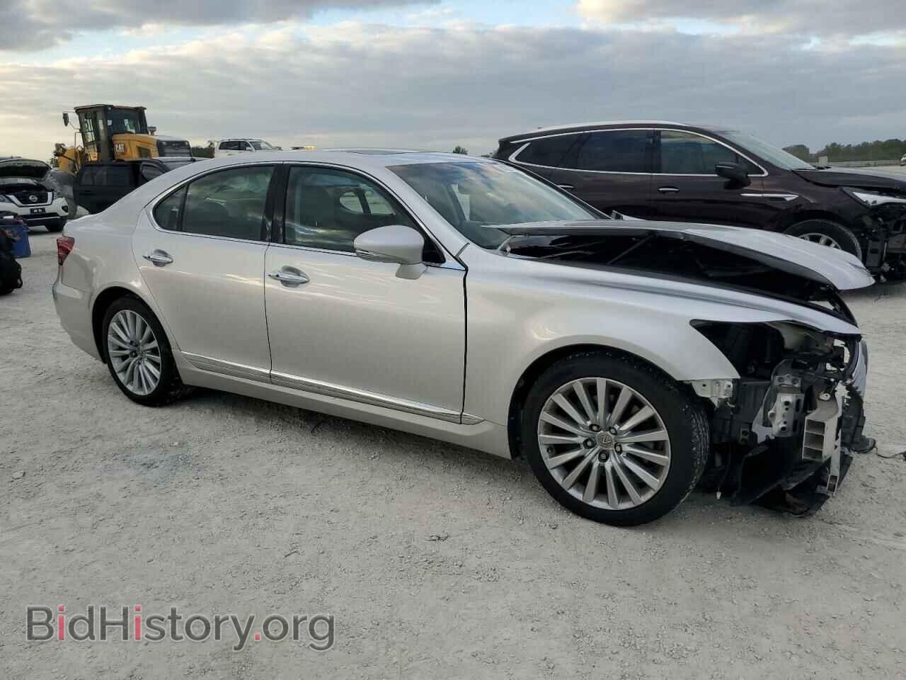 2014 LEXUS LS460 - VIN: JTHBL5EF2E5128081 - Photo 4