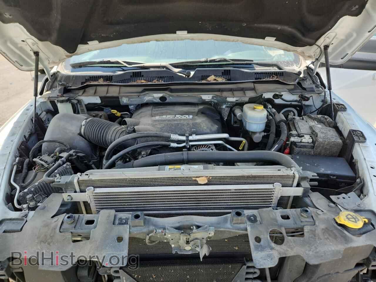2018 RAM All Models - VIN: 3C6UR5DJ7JG337745 - Photo 11