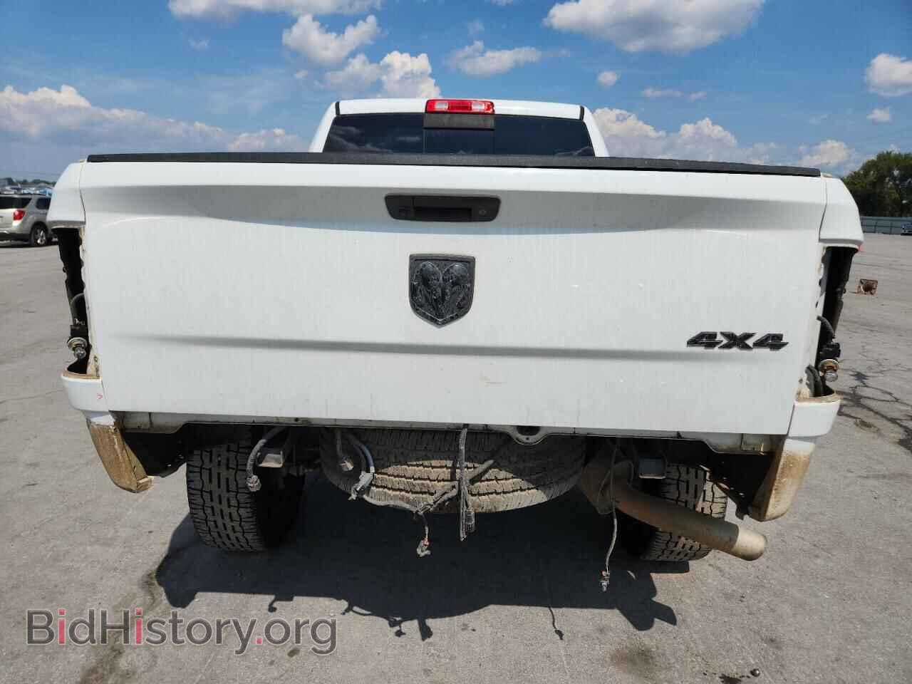 2018 RAM All Models - VIN: 3C6UR5DJ7JG337745 - Photo 6