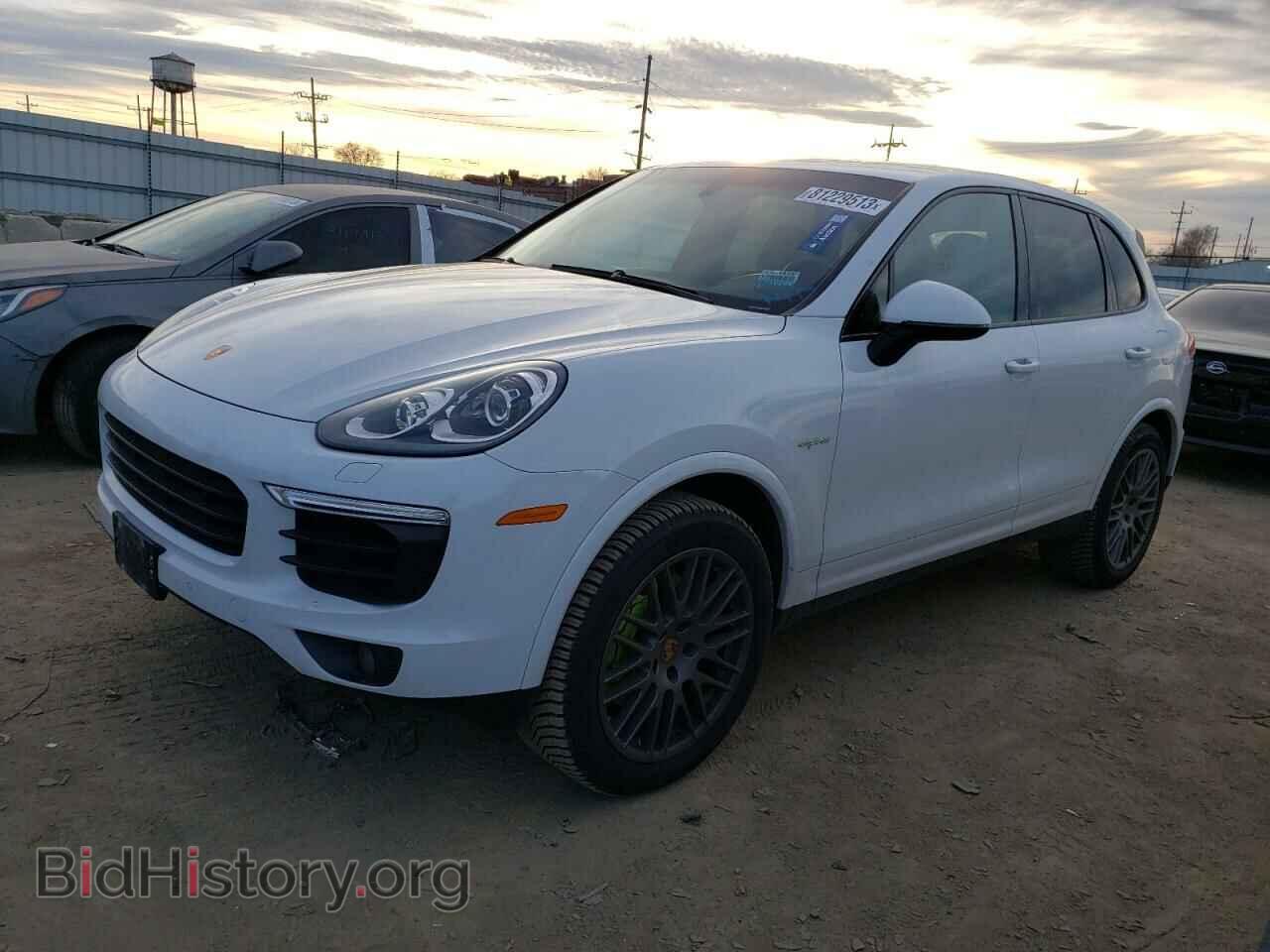 Фотография WP1AE2A26HLA69379 - PORSCHE CAYENNE 2017