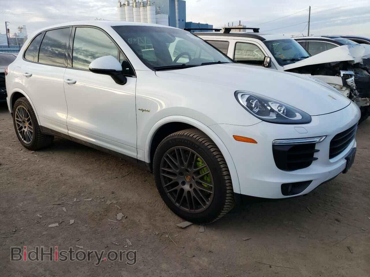 2017 PORSCHE CAYENNE - VIN: WP1AE2A26HLA69379 - Фото 4