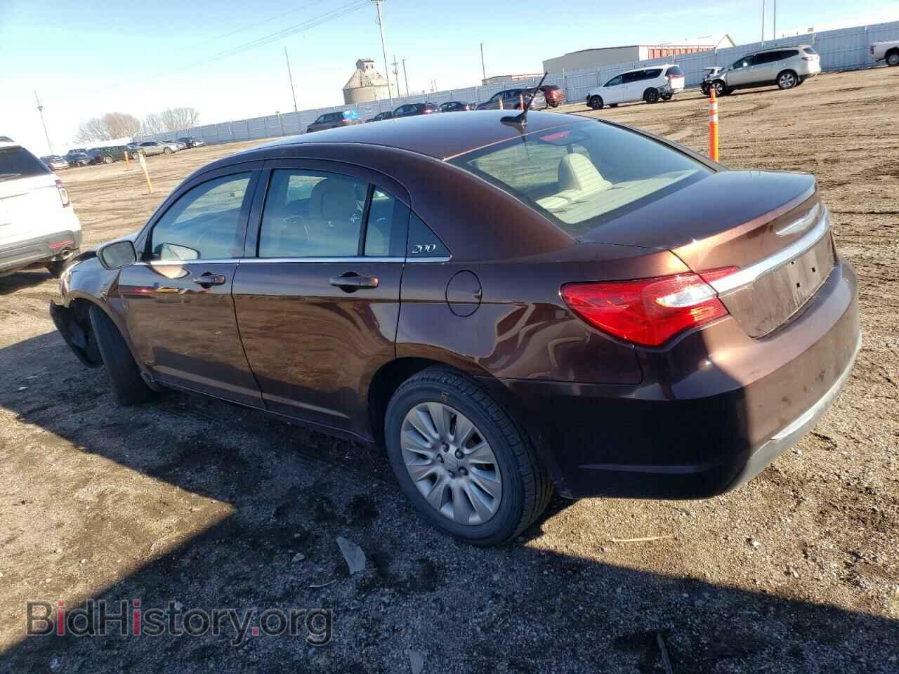2013 CHRYSLER 200 - VIN: 1C3CCBAB6DN597006 - Фото 2
