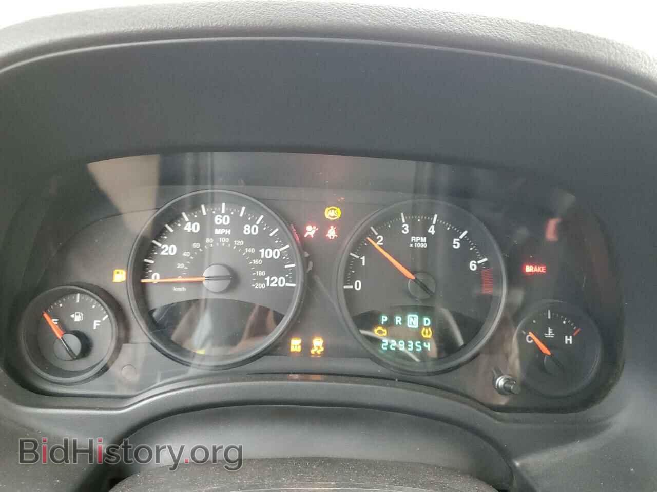 2009 JEEP COMPASS - VIN: 1J4FT47B89D243782 - Photo 9